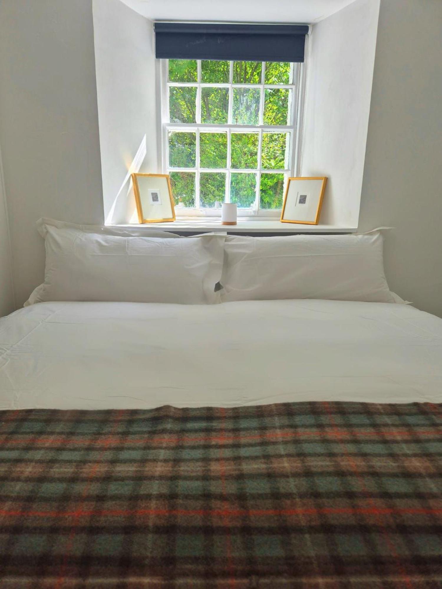 Mackinnon Cottage - 3 Bedroom Cottage Broadford (Isle of Skye) Exterior photo