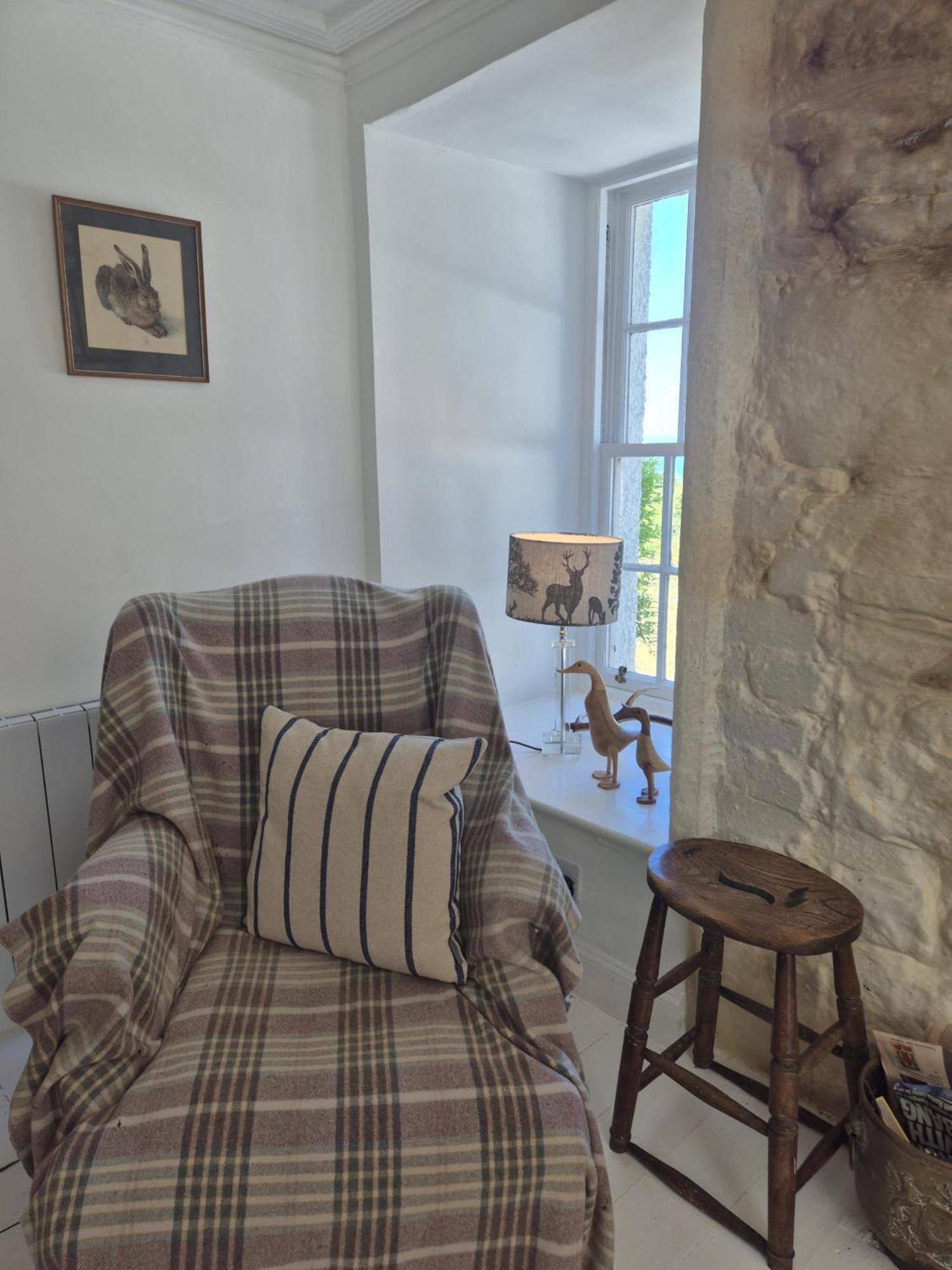 Mackinnon Cottage - 3 Bedroom Cottage Broadford (Isle of Skye) Exterior photo